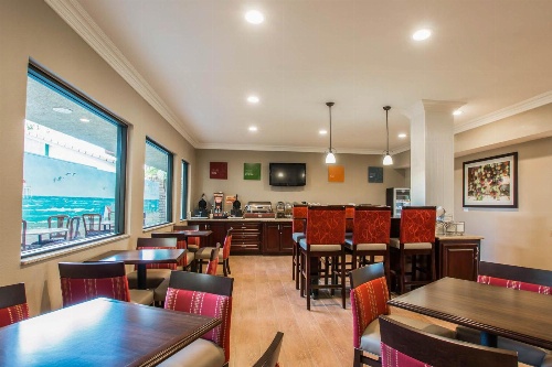 Comfort Inn & Suites Huntington Beach image 2